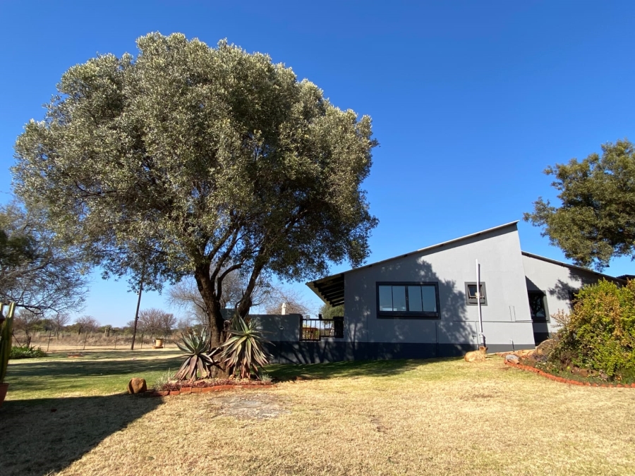 5 Bedroom Property for Sale in Koster North West